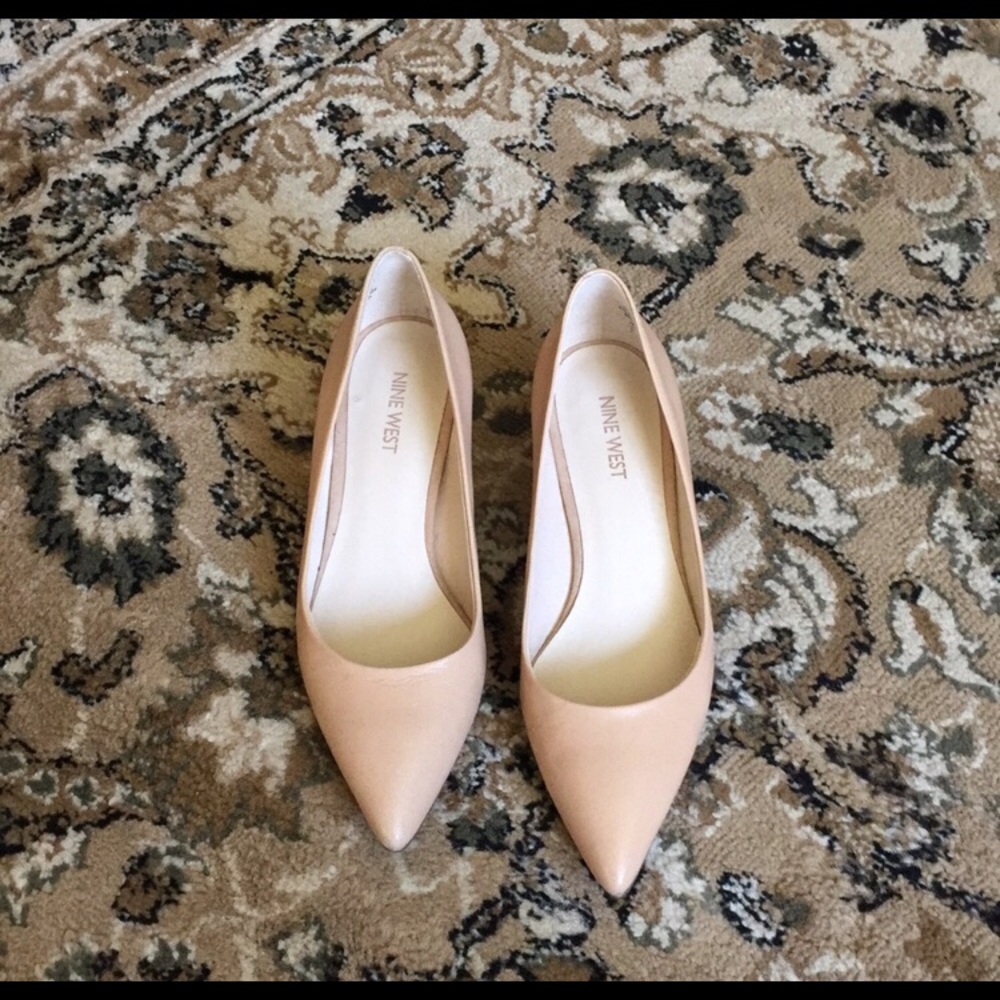 Nude Kitten Heels - Nine West Great Condition